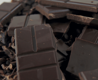 chocolate oscuro con cacao organico mycoffeebox